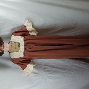 Vintage Martin Emprex 1970s brown full length 100% Nylon with lace Nightgown